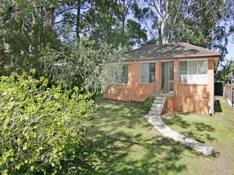 18 Grevillea Crescent, Berkeley Vale NSW 2261
