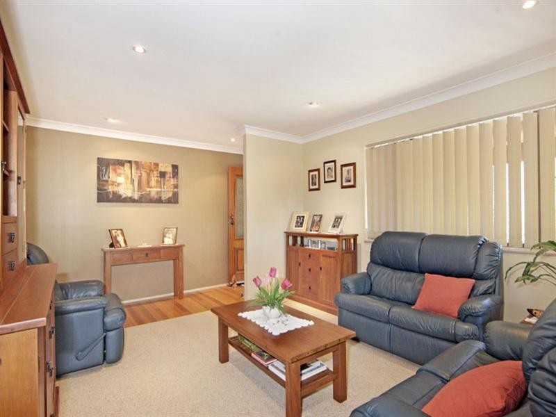 21 Berne Street, Bateau Bay NSW 2261