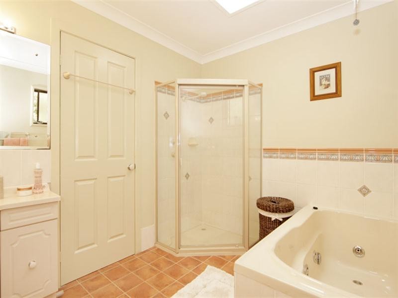 21 Berne Street, Bateau Bay NSW 2261