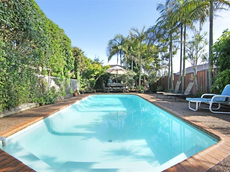 5 Mossman Avenue, Bateau Bay NSW 2261