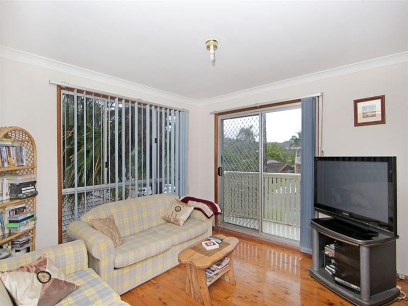5 Mossman Avenue, Bateau Bay NSW 2261