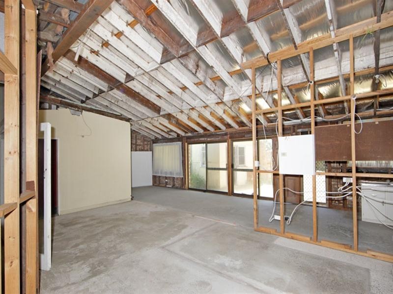 12 Moronga Street, Bateau Bay NSW 2261