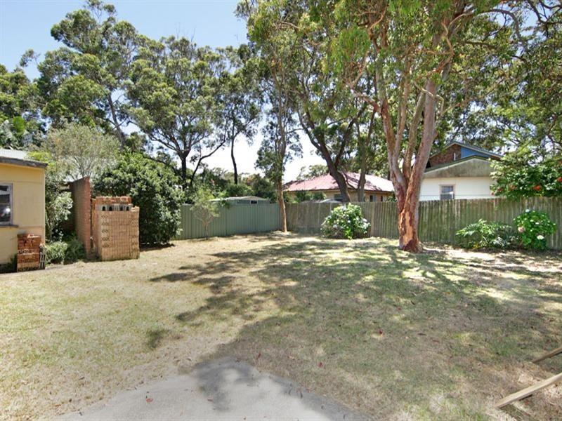 12 Moronga Street, Bateau Bay NSW 2261
