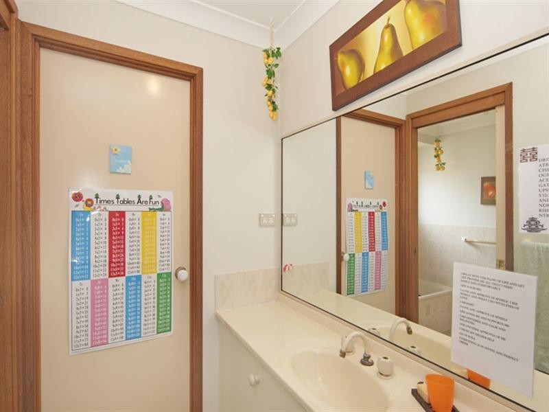 3 Montana Place, Bateau Bay NSW 2261