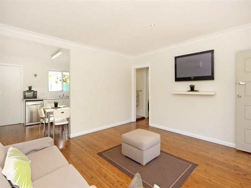 19 Rushby Street, Bateau Bay NSW 2261