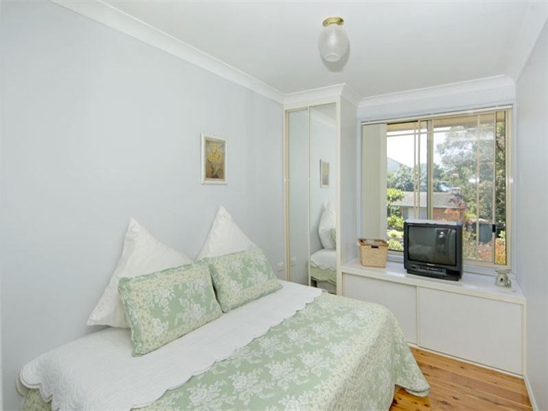 1/10 Jacaranda Avenue, Glenning Valley NSW 2261