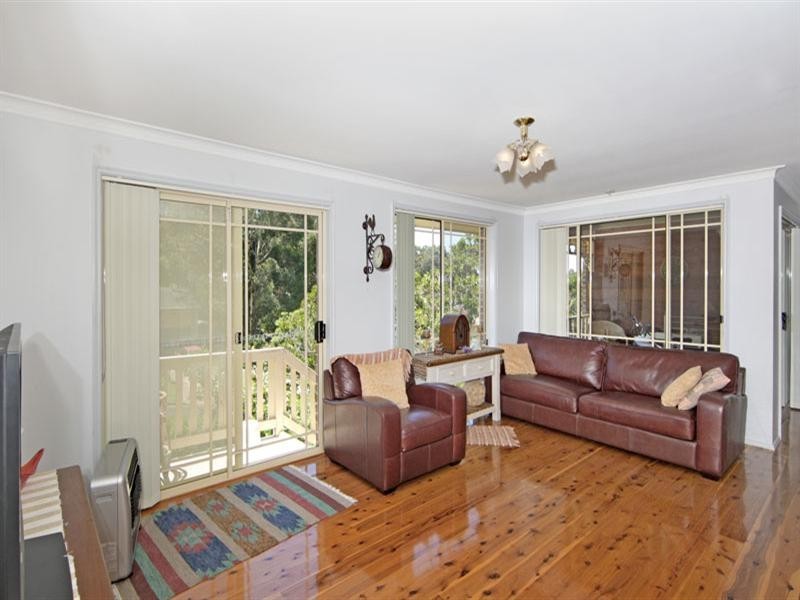 1/10 Jacaranda Avenue, Glenning Valley NSW 2261