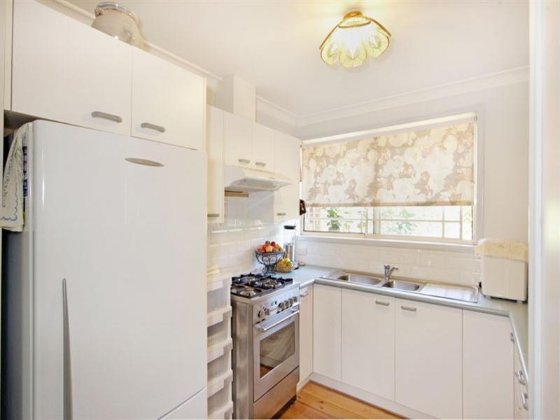 1/10 Jacaranda Avenue, Glenning Valley NSW 2261