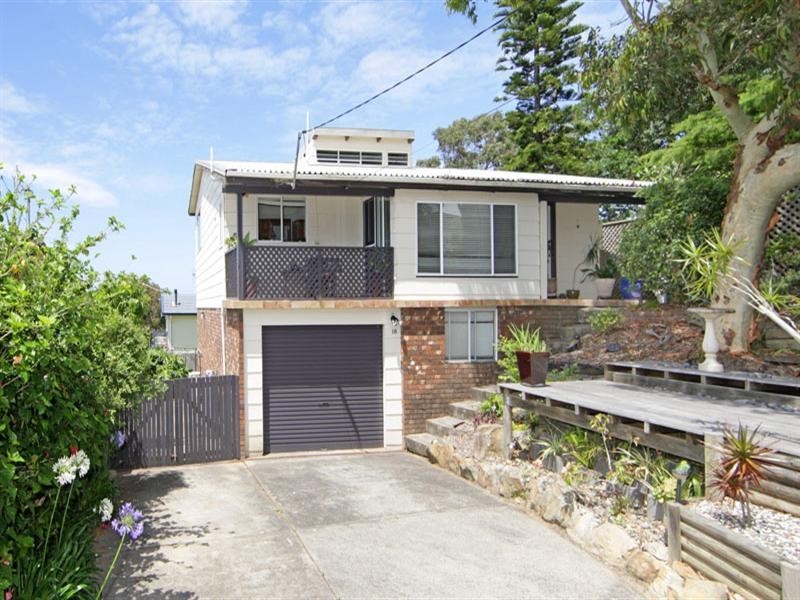 18 Mossman Avenue, Bateau Bay NSW 2261