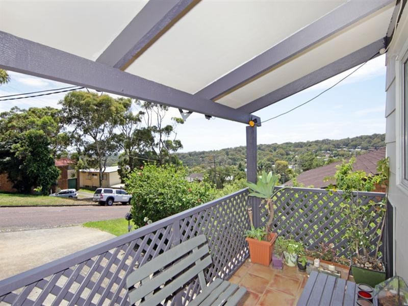 18 Mossman Avenue, Bateau Bay NSW 2261