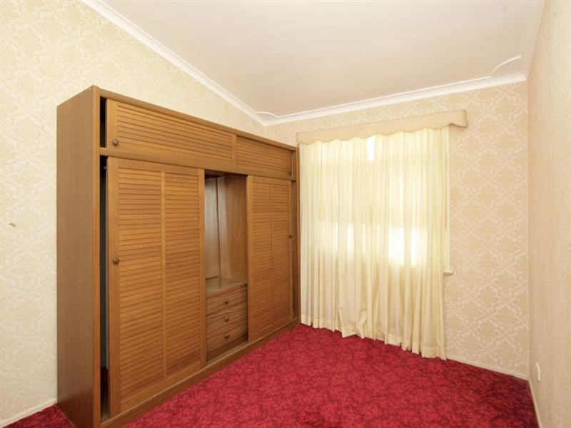 9 Keats Avenue, Bateau Bay NSW 2261