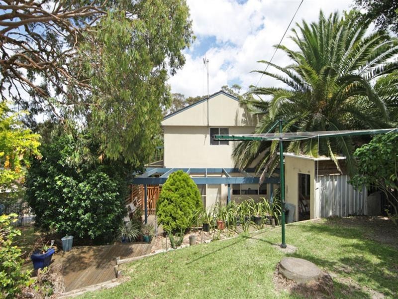 15 Rickard Street, Bateau Bay NSW 2261