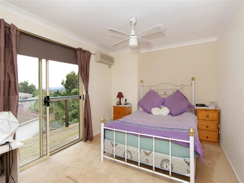 15 Rickard Street, Bateau Bay NSW 2261