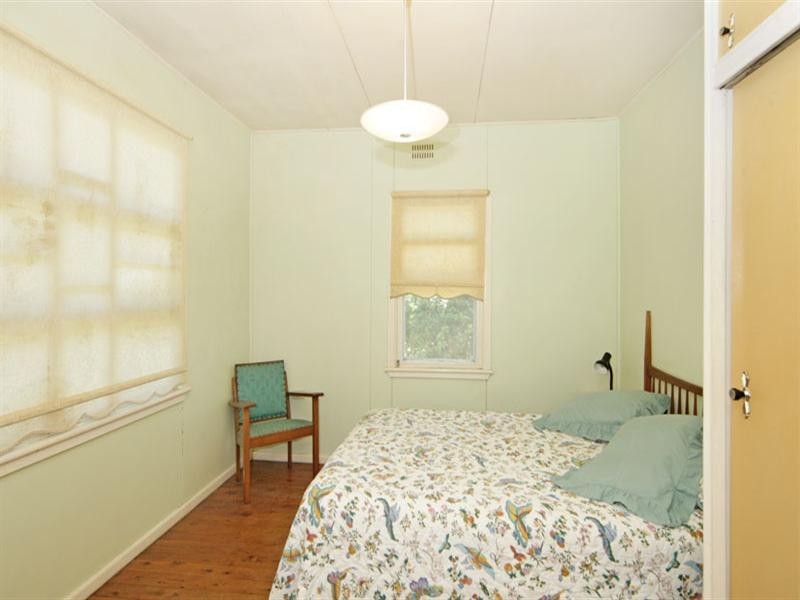 47 Bateau Bay Road, Bateau Bay NSW 2261