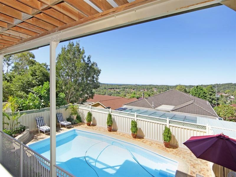 52 Promenade Avenue, Bateau Bay NSW 2261