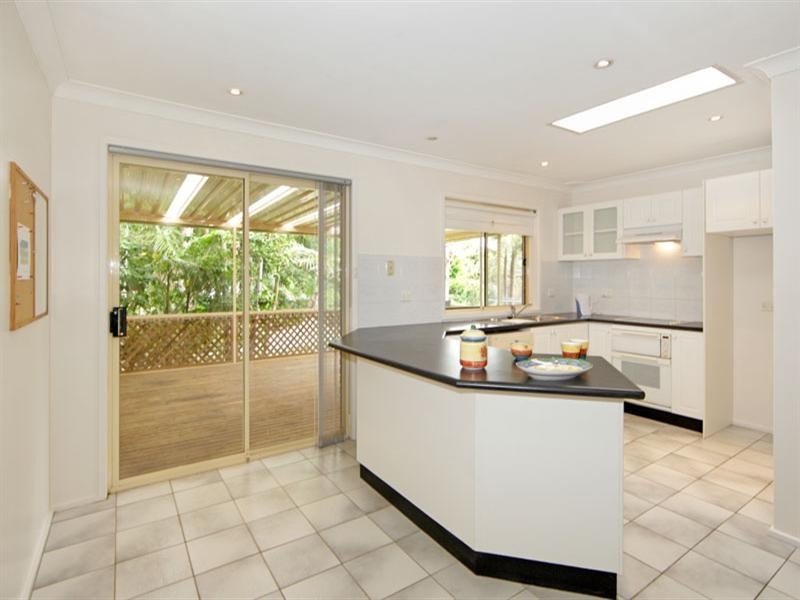 41 Keats Avenue, Bateau Bay NSW 2261