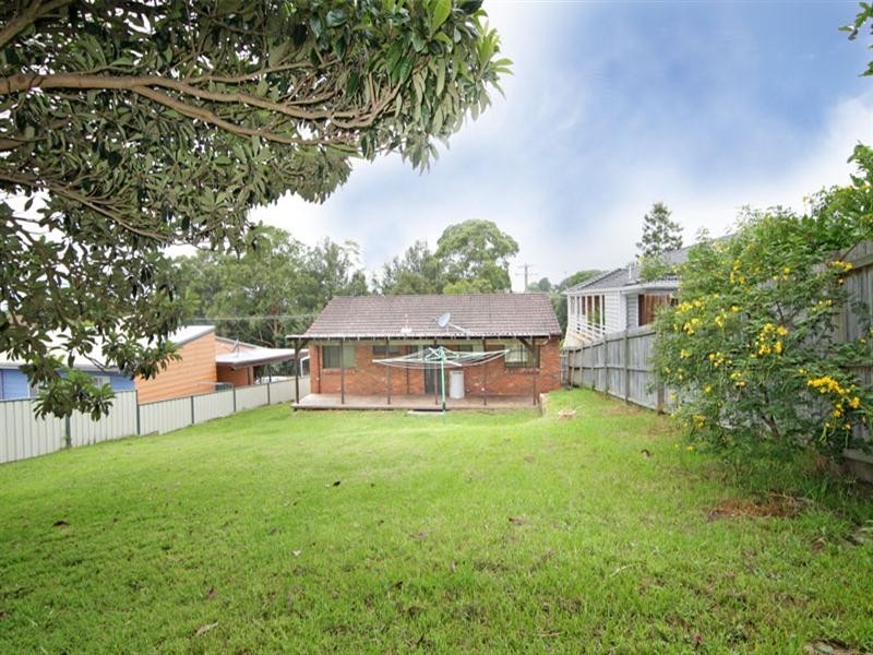 29 Pindarri Avenue, Berkeley Vale NSW 2261