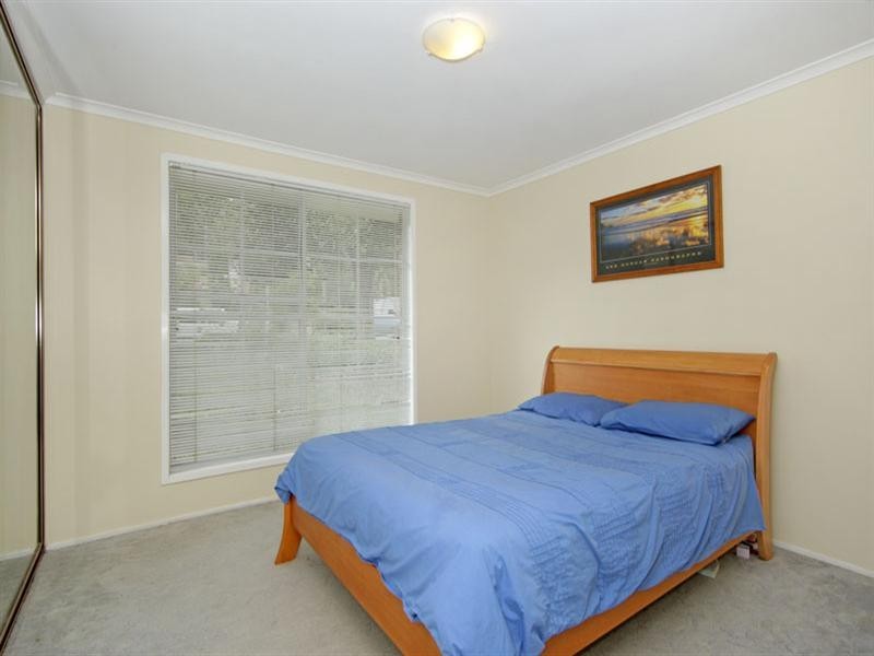 42 Premier Way, Bateau Bay NSW 2261