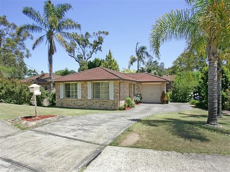 4 Neville Close, Bateau Bay NSW 2261