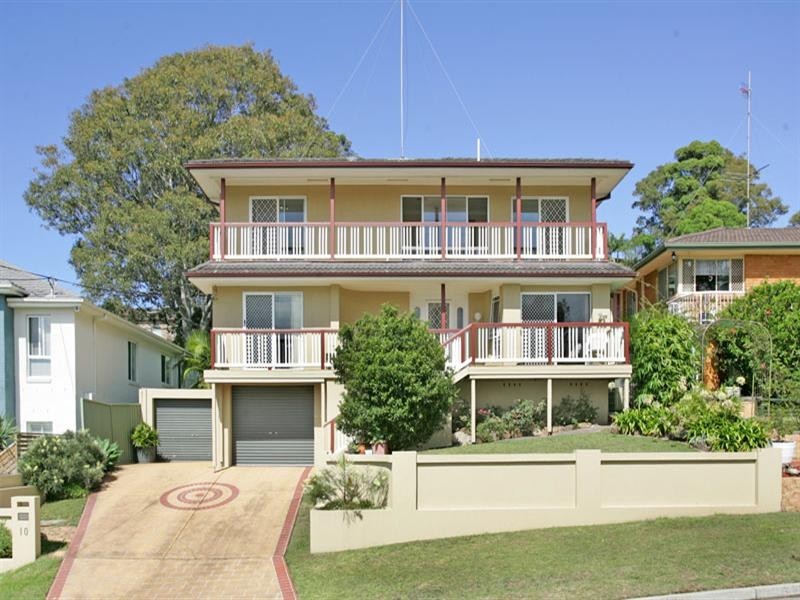 10 Mermaid Drive, Bateau Bay NSW 2261