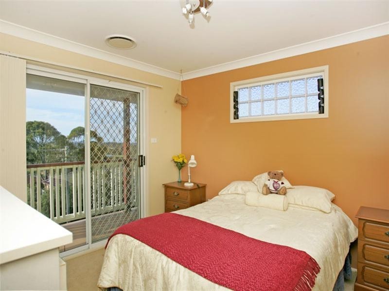 10 Mermaid Drive, Bateau Bay NSW 2261