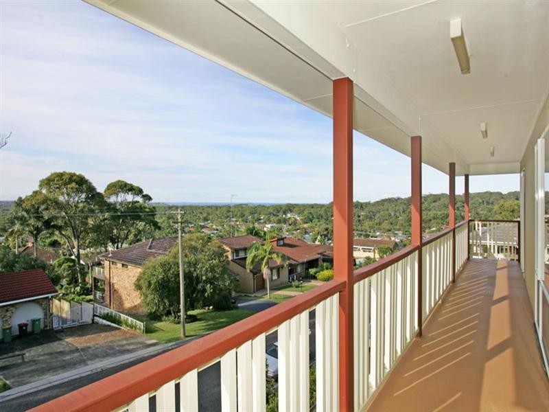 10 Mermaid Drive, Bateau Bay NSW 2261