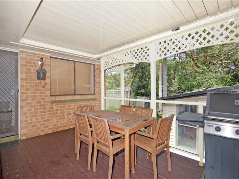 14 Marlowe Road, Bateau Bay NSW 2261
