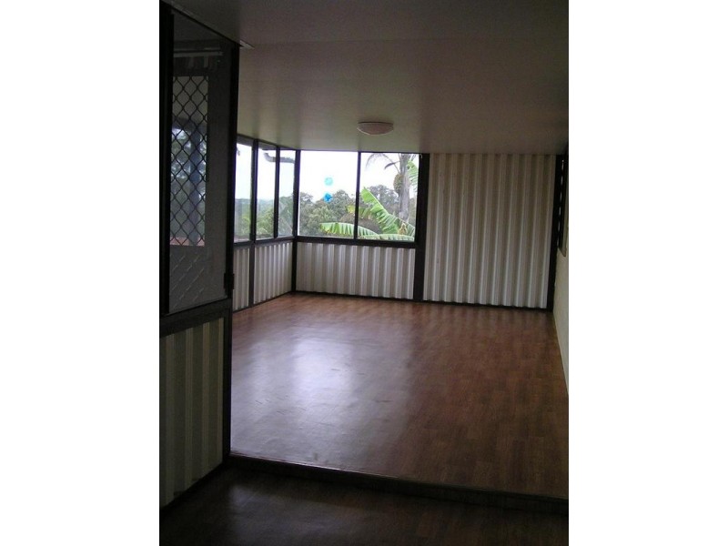 4 Wirigi Street, Berkeley Vale NSW 2261