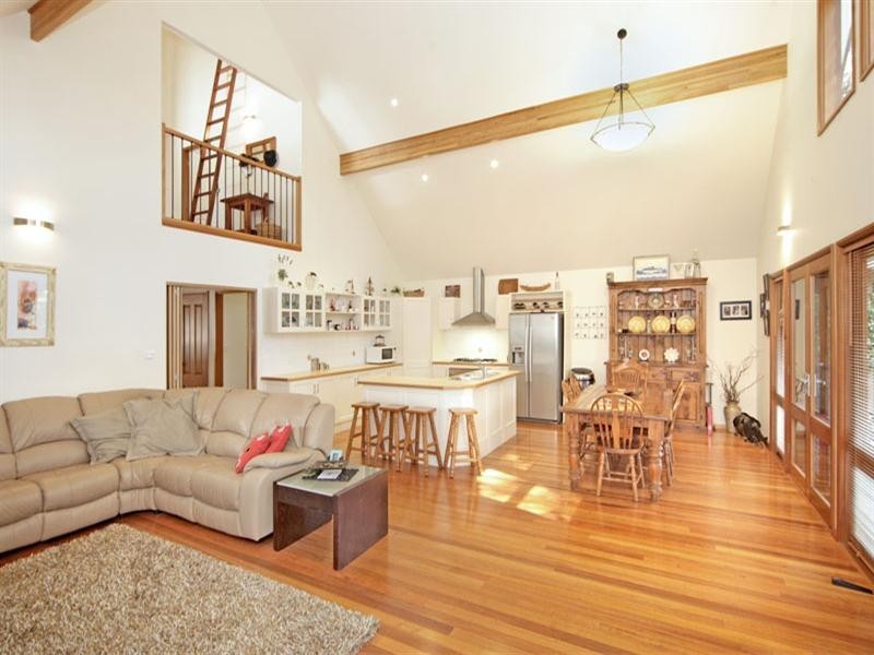 3 Lakin Street, Bateau Bay NSW 2261