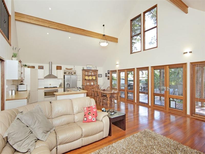 3 Lakin Street, Bateau Bay NSW 2261