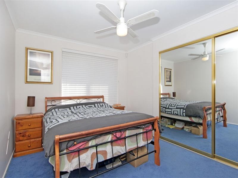 35 Lancaster Parade, Bateau Bay NSW 2261