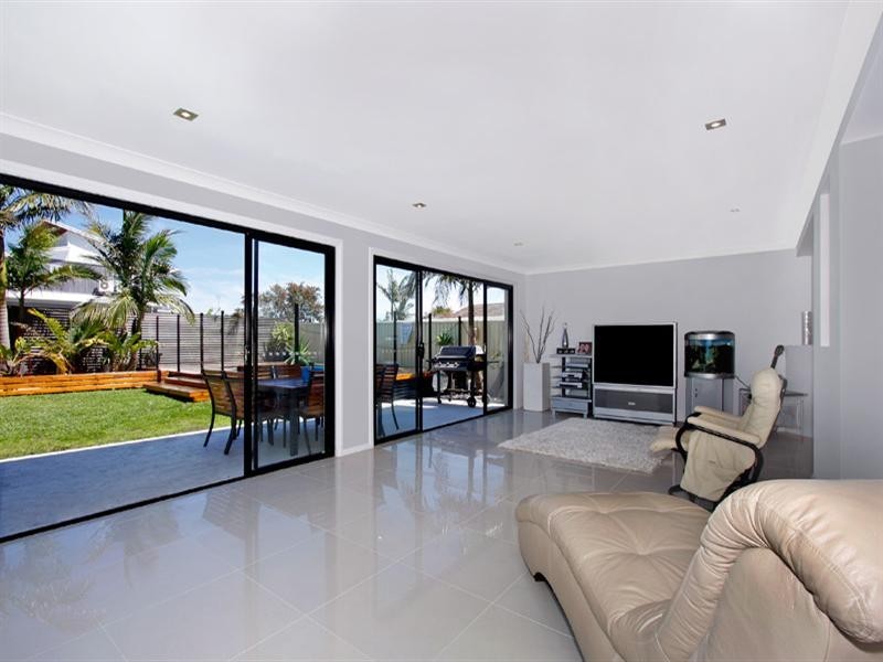 101 McLachlan Avenue, Shelly Beach NSW 2261