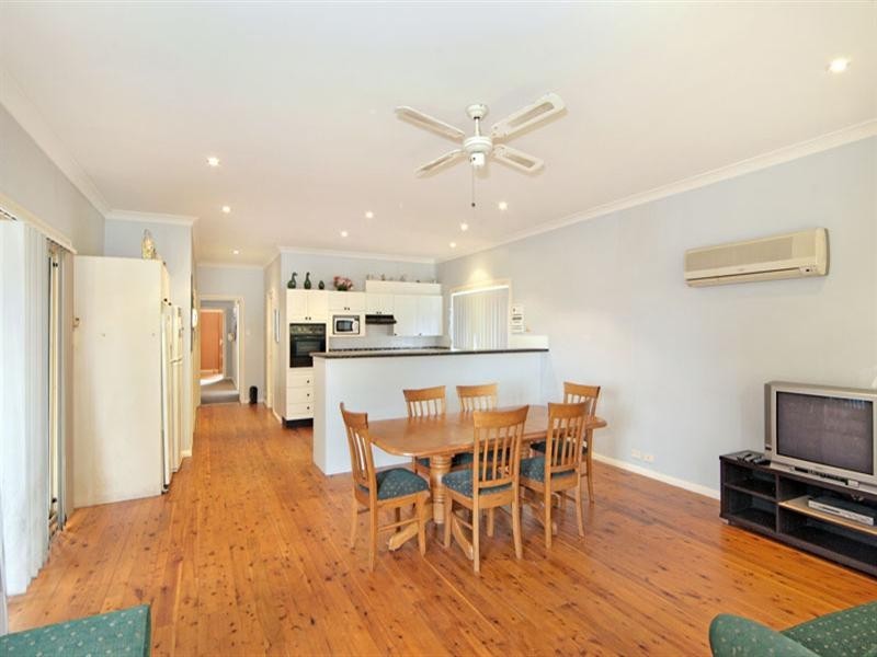 37 Pacific Street, Long Jetty NSW 2261