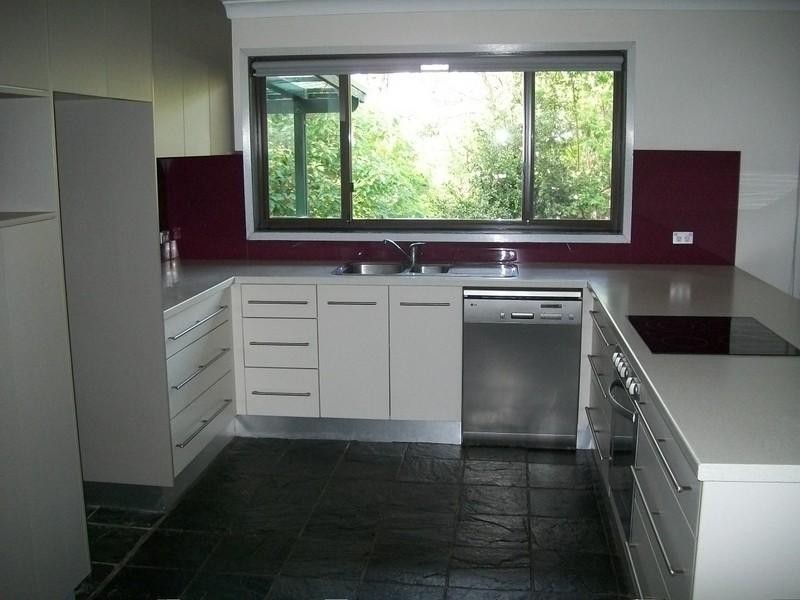 23 Kilkenny Parade, Berkeley Vale NSW 2261