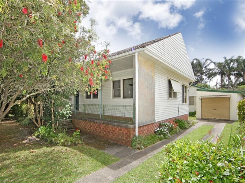 32 Harbour Street, Bateau Bay NSW 2261