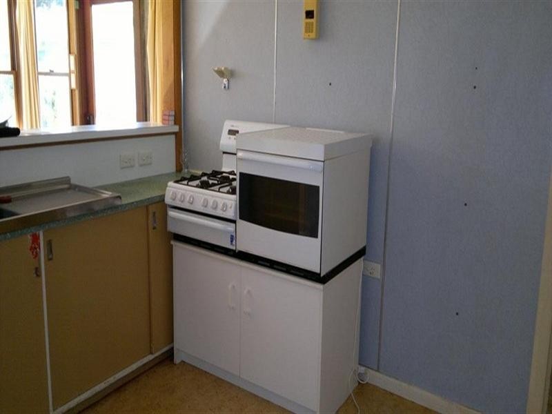 32 Harbour Street, Bateau Bay NSW 2261