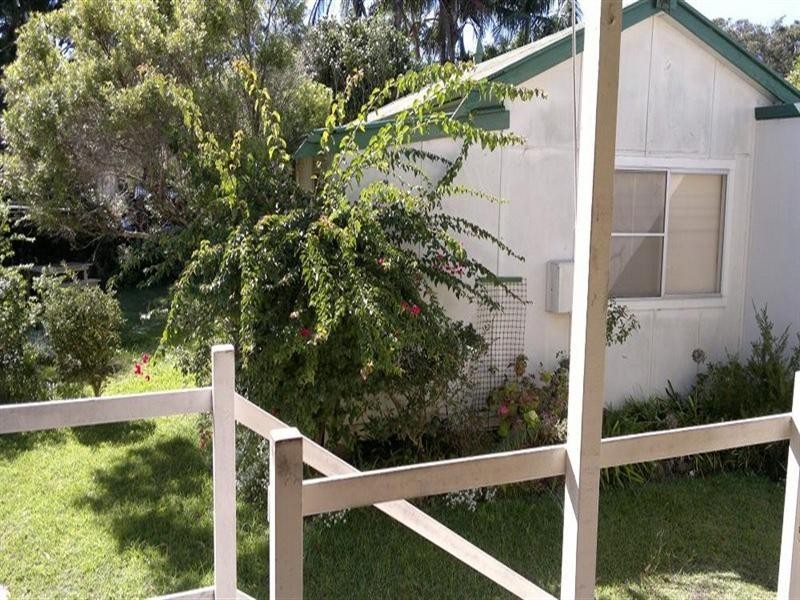 32 Harbour Street, Bateau Bay NSW 2261