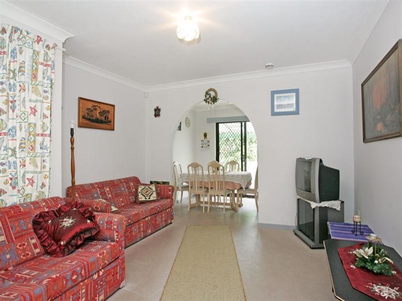 20 Debra Anne Drive, Bateau Bay NSW 2261