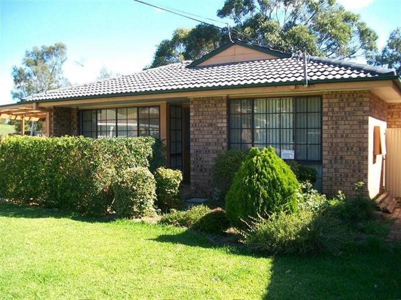 9 Bosun Close, Bateau Bay NSW 2261