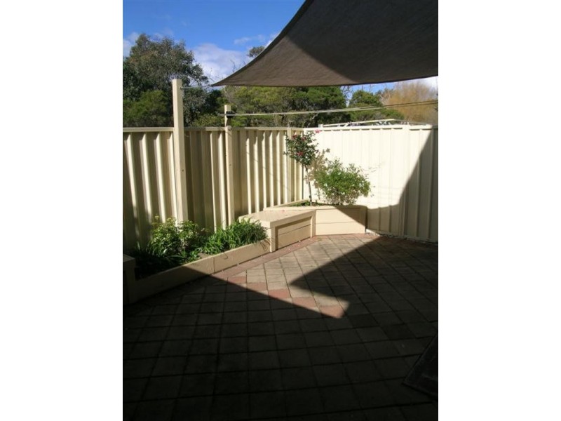 3/10 Richmond Close, Bateau Bay NSW 2261