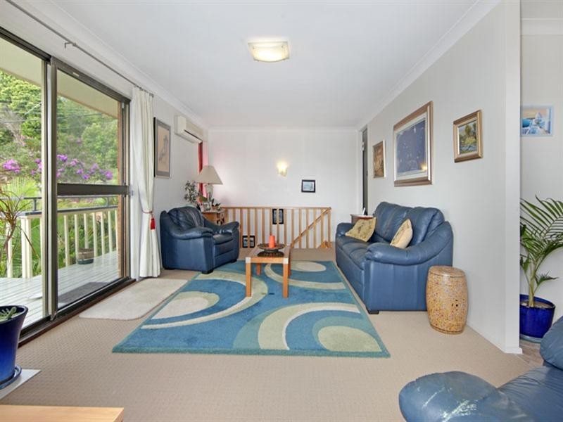 1 Jonathon Close, Bateau Bay NSW 2261