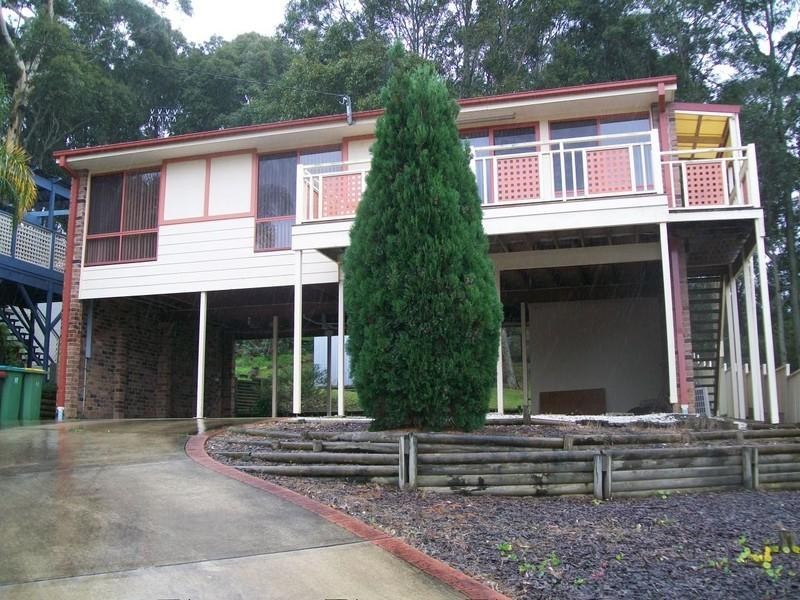 33 Platypus Road, Berkeley Vale NSW 2261