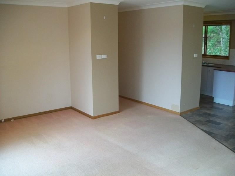 33 Platypus Road, Berkeley Vale NSW 2261