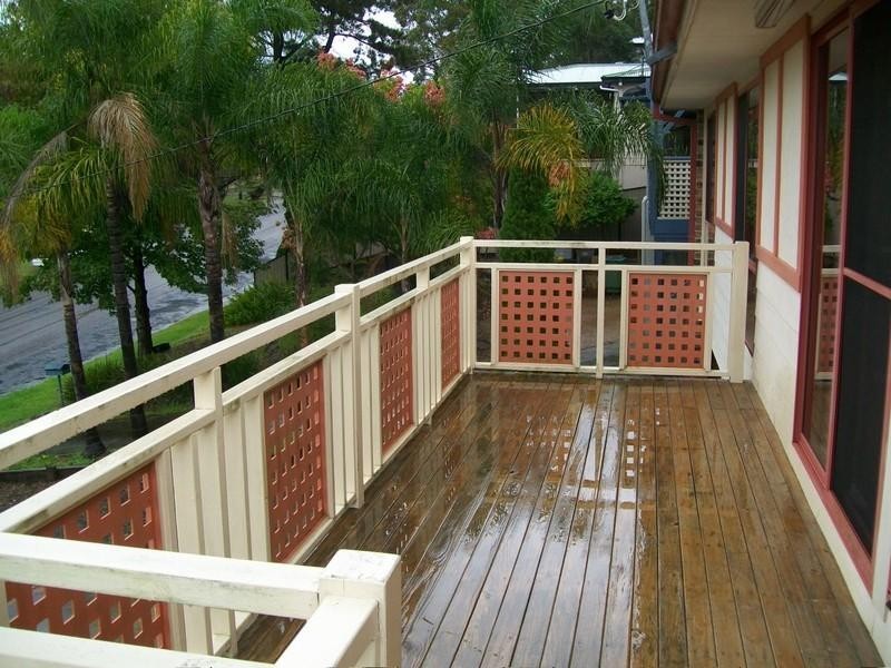 33 Platypus Road, Berkeley Vale NSW 2261