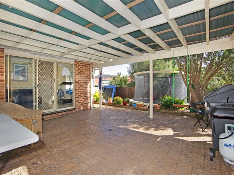 197 Cresthaven Avenue, Bateau Bay NSW 2261