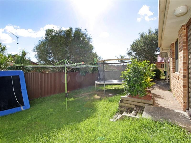197 Cresthaven Avenue, Bateau Bay NSW 2261