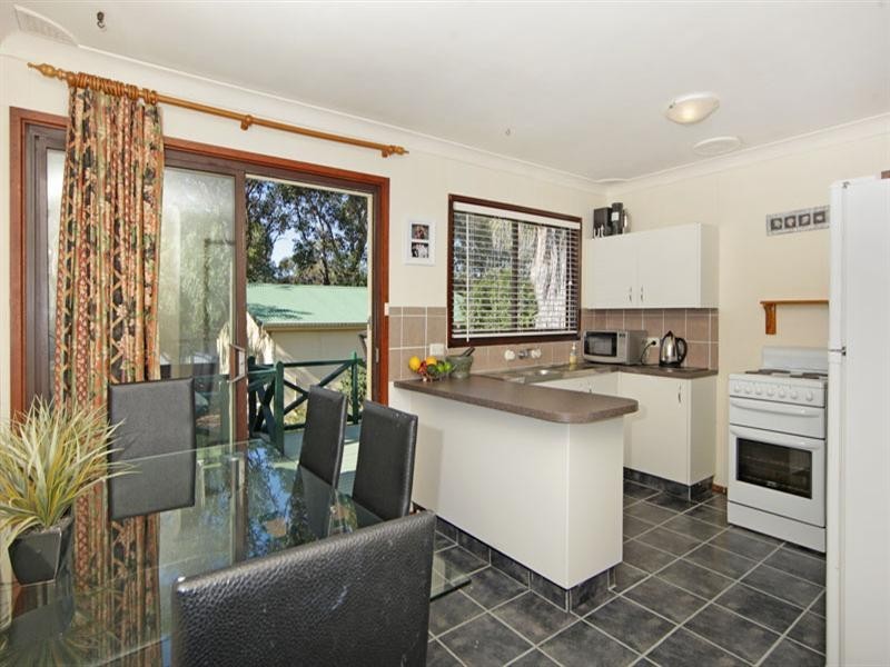 492 The Entrance Road, Bateau Bay NSW 2261