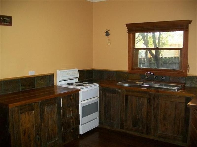 702 The Entrance Road, Bateau Bay NSW 2261