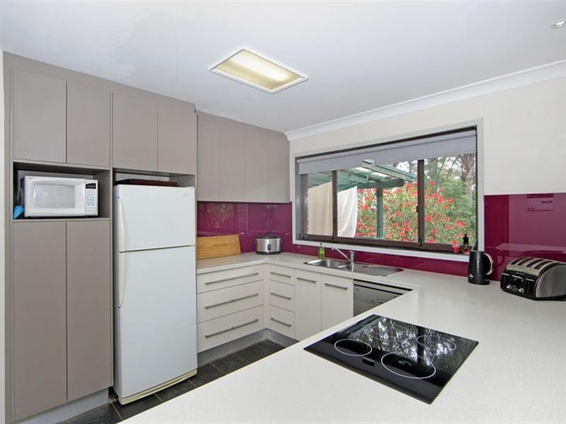 23 Kilkenny Parade, Berkeley Vale NSW 2261