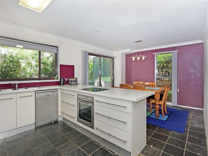 23 Kilkenny Parade, Berkeley Vale NSW 2261